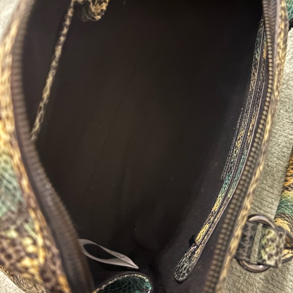 Armani Exchange faux reptile skin serpent bag - Picture 7 of 7